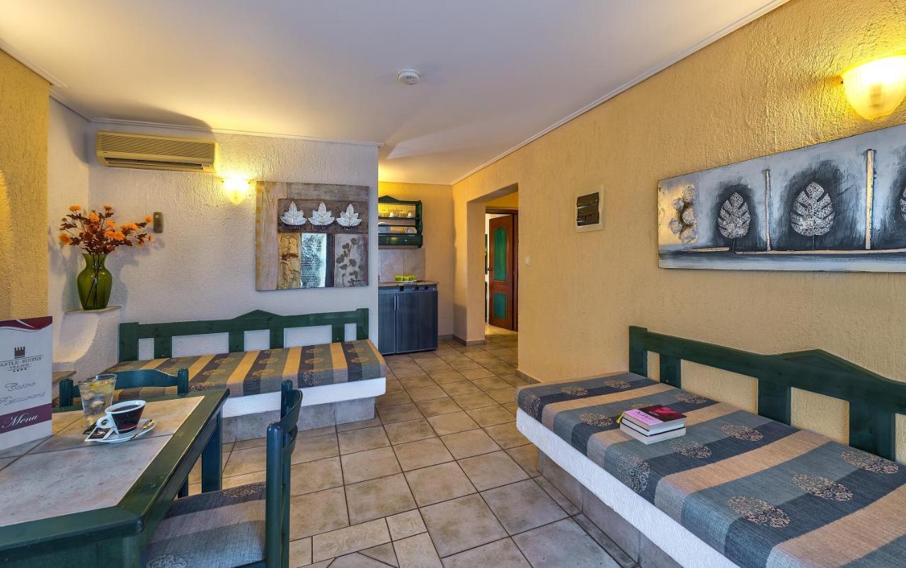 Hotel Castle Suites Platanés Extérieur photo
