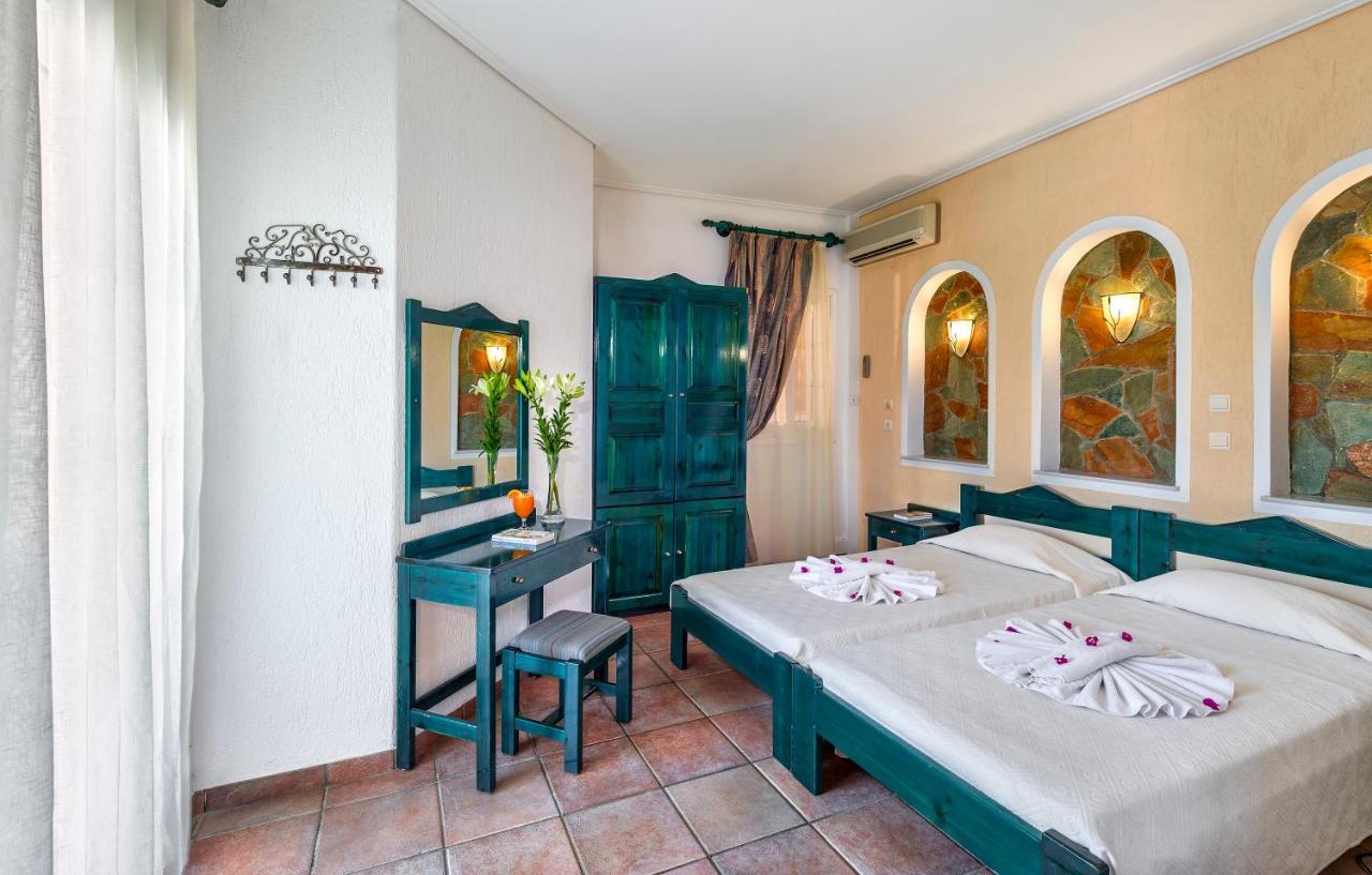 Hotel Castle Suites Platanés Extérieur photo